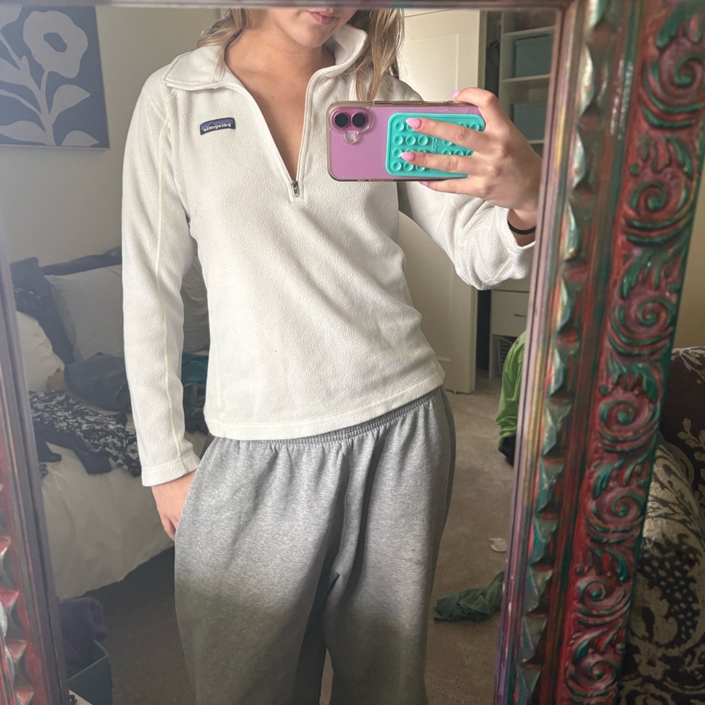 Patagonia Cream Fleece Pullover